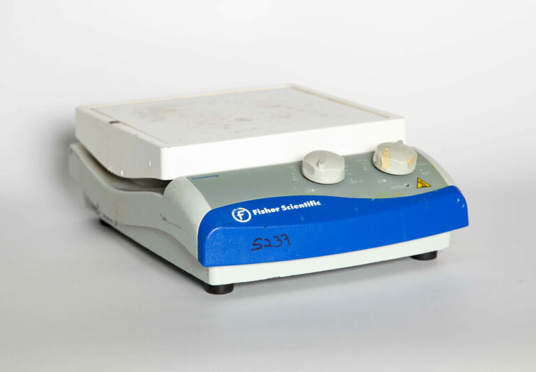 A Fisher Scientific magnetic hotplate stirrer.